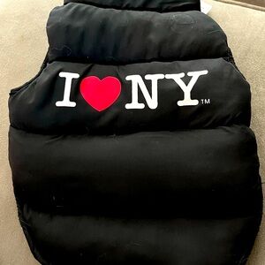 I love New York dog puffer jacket.New with tags.$48 retail. XS -S. I ❤️ New York